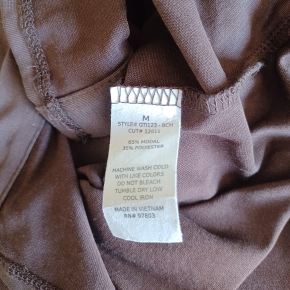 Green Envelope Women's Blouse - Picture 8 of 8